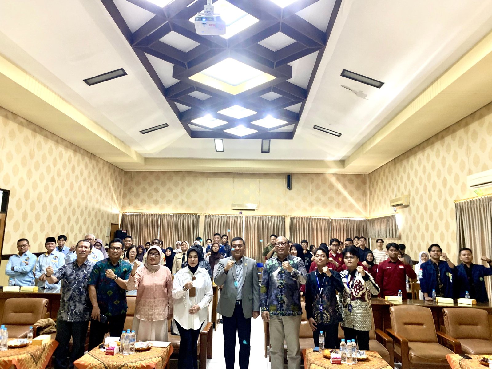 Gajayana Festival 2025 Resmi Dibuka dengan Seminar Publik Bertema - Ekspresi dan Prestasi Guna Mewujudkan Indonesia Emas 2045